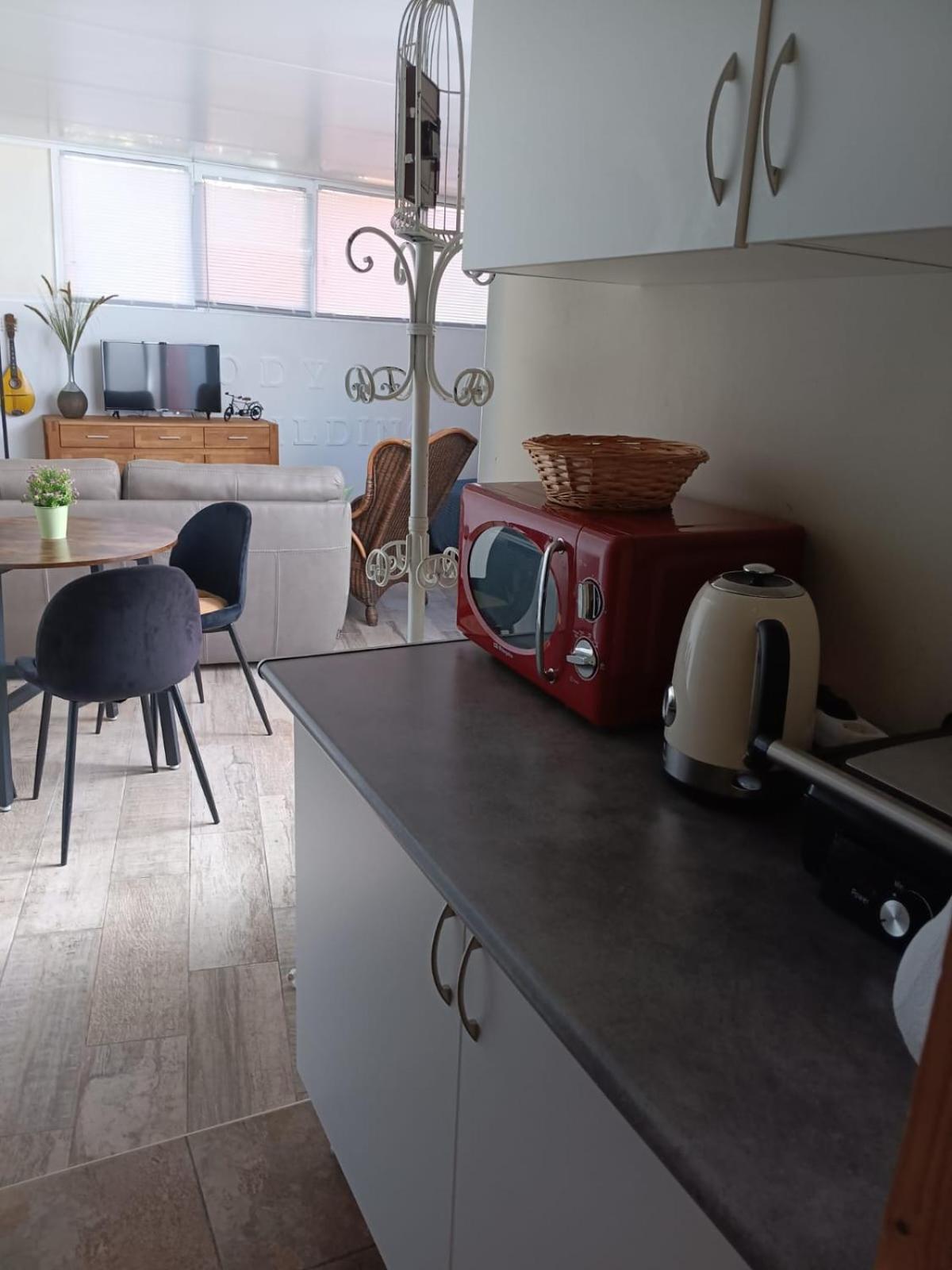 La Casa De Huespedes Apartment ปัวเอบลาเดบัลโบโน ภายนอก รูปภาพ